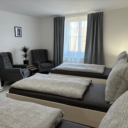 Rolnicke Namesti 8 Auberge de jeunesse *