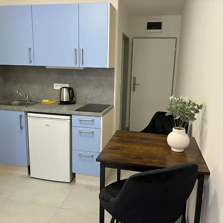 Auberge de jeunesse Rolnicke Namesti 8 *