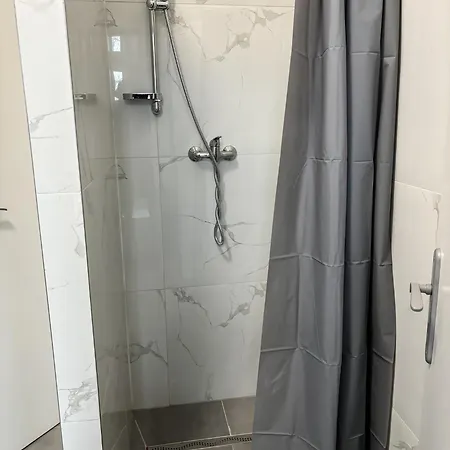 Rolnicke Namesti 8 Auberge de jeunesse *
