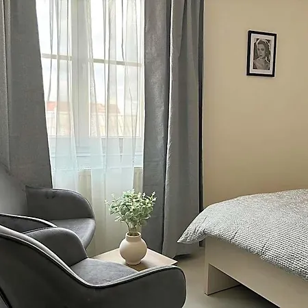 Hostel Rolnicke Namesti 8 Plzen