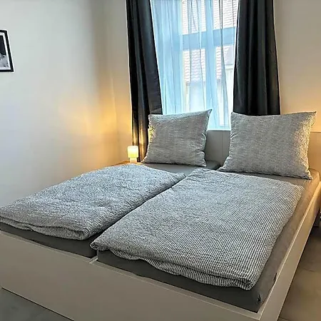 Rolnicke Namesti 8 Hostel *