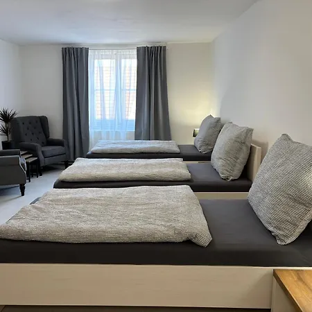 Hostel Rolnicke Namesti 8 Pilzno